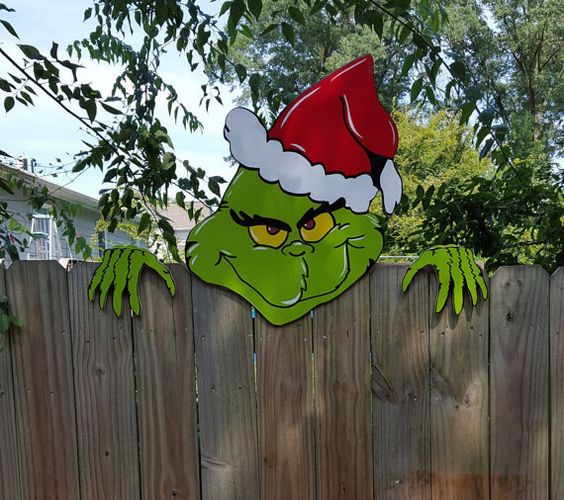 DIY Grinch Christmas Crafts and Decorations - Sponge Kids