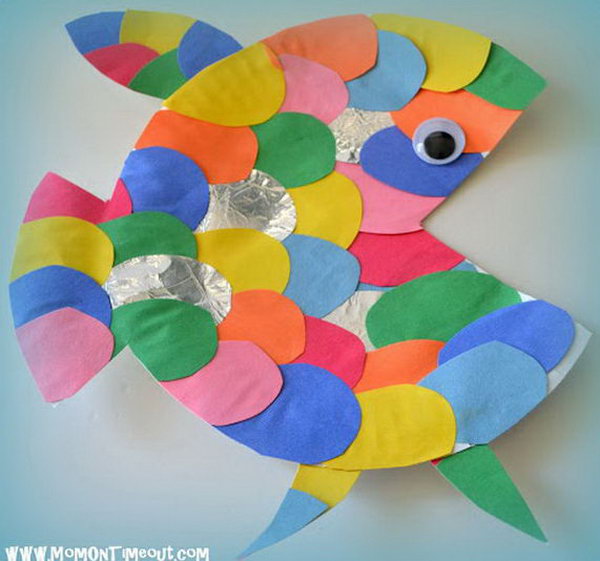 Rainbow fish craft made from a paper plate, 