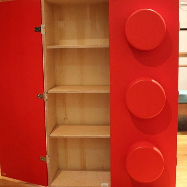 Store Lego sets with this delightful bookcase. Turn your child's room into a fun space full of building blocks. 