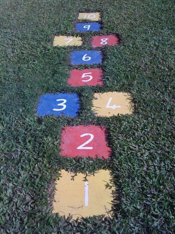 DIY Back Yard Hopscotch. Interesting things to do out there in your backyard. So simple and cheap to make, and you could play them with your kids or family anytime. 
