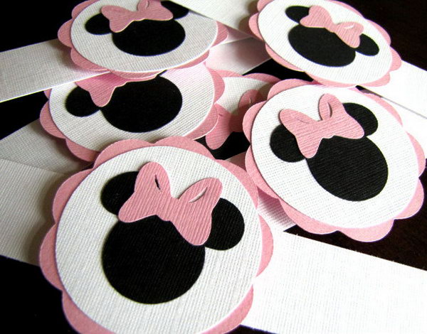 Minnie Mouse Party Napkin Rings are the perfect way to add that special touch to your t party! These napkin rings are made of  high quality cardstock with a combination colors of white, pink and black to bring your kid a light and happy visual effect. 