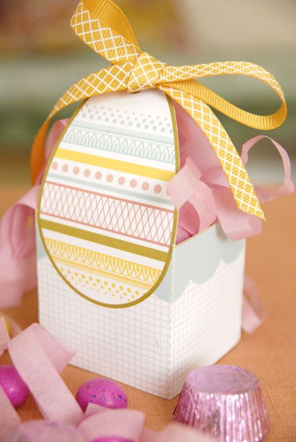 Free printable Easter egg gift box. Let parents and kids create this Easter craft together and have a fun. It’s a perfect holder for chocolate goodies, a hard boiled egg or a generous handful of Starburst Jelly Beans. 