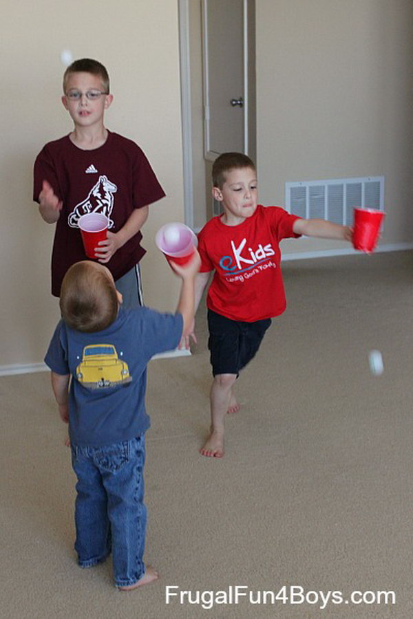 Ping Pong Ball Catching. This ping pong ball catching game is  so easy.  Both  preschoolers and elder kids can play it and enjoy it. They have different patterns to play with this simple game. Toss the balls to each other and catch them in the cups, or play this game by just tossing the ball up in the air and catching it.  Or, swing the cups to launch the ball. 