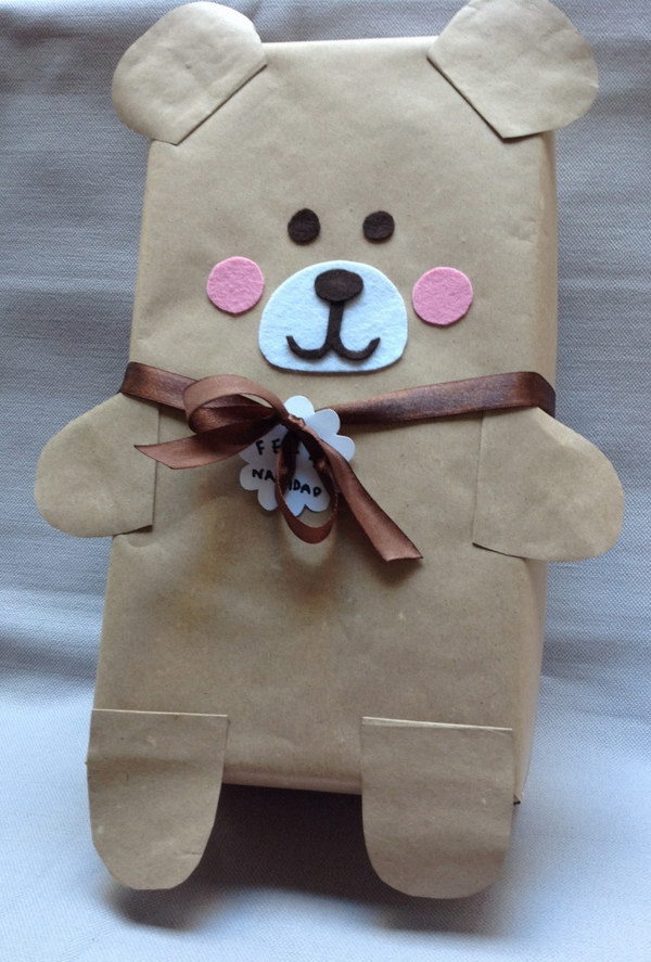 Shoebox Bear Gift Wrap. 