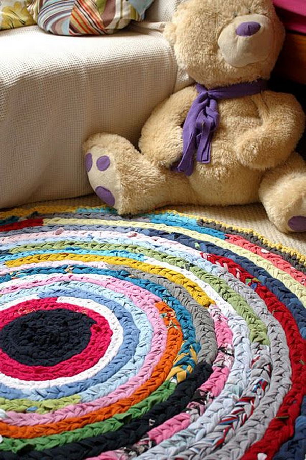 Easy Plaited Rag Rug Made from Old Tees and Vests. The colors will make you smile! 